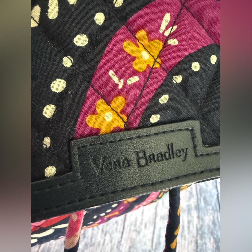 Vera Bradley small patterned backpack, excellent condition - Picture 4 of 10
